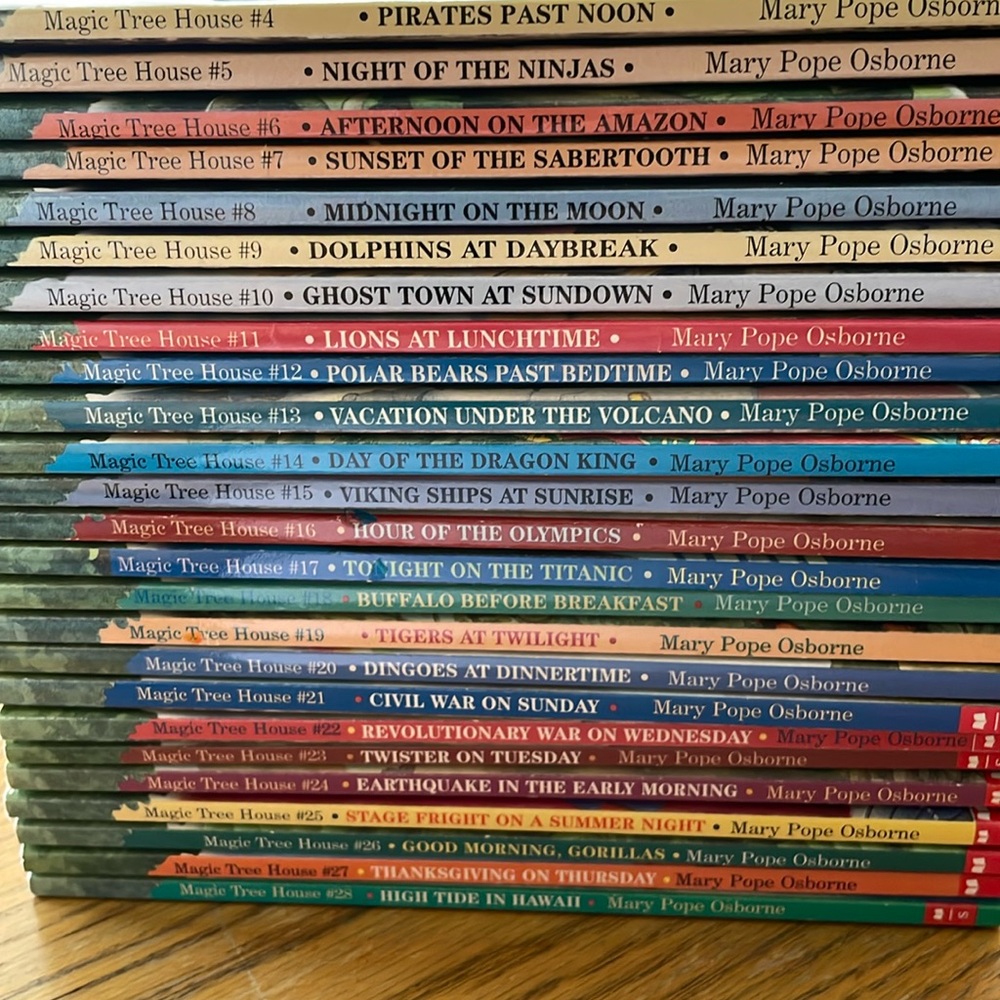 Magic Tree House Softcover Chapter Books #4 to #28 (25 books) NEW Condition